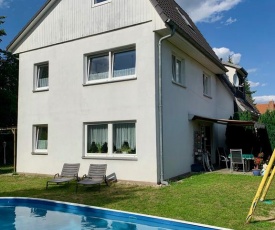 Gästehaus Falkensee, nahe Berlin mit Pool
