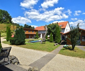 Charming Apartment in Huddingen with Garden