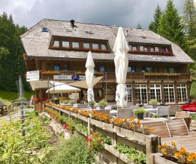Berghotel und Restaurant Kräuter Chalet