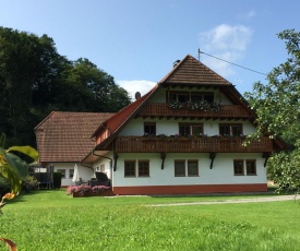 Hof hinter der Mühle