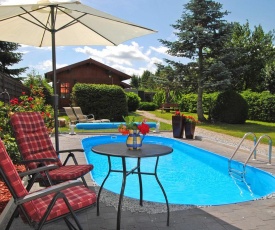 Ferienhäuser mit Pool Kummerow SCHW 1010