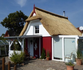 Quaint Holiday Home in Schwaan near the Lake