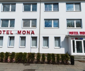 Hotel Mona