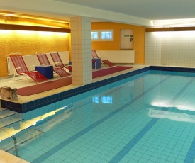 Hotel Meran Hallenbad & Sauna