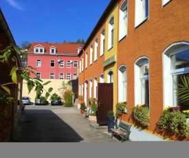 An der Porzellan-Manufaktur Pension