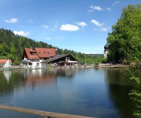 Pension & Apartments am Bergsee