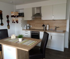 Moderne Ferienwohnung in ruhiger Lage